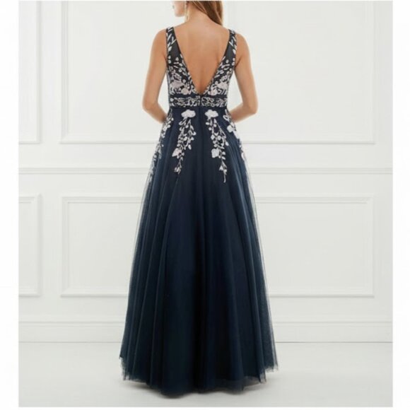 Say Yes To The Prom Floral Embroidered Navy Tulle Ball Gown, 9 NWT - Picture 4 of 16